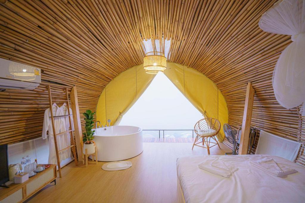 The Doi Moncham Hotel Chiang Mai Luaran gambar