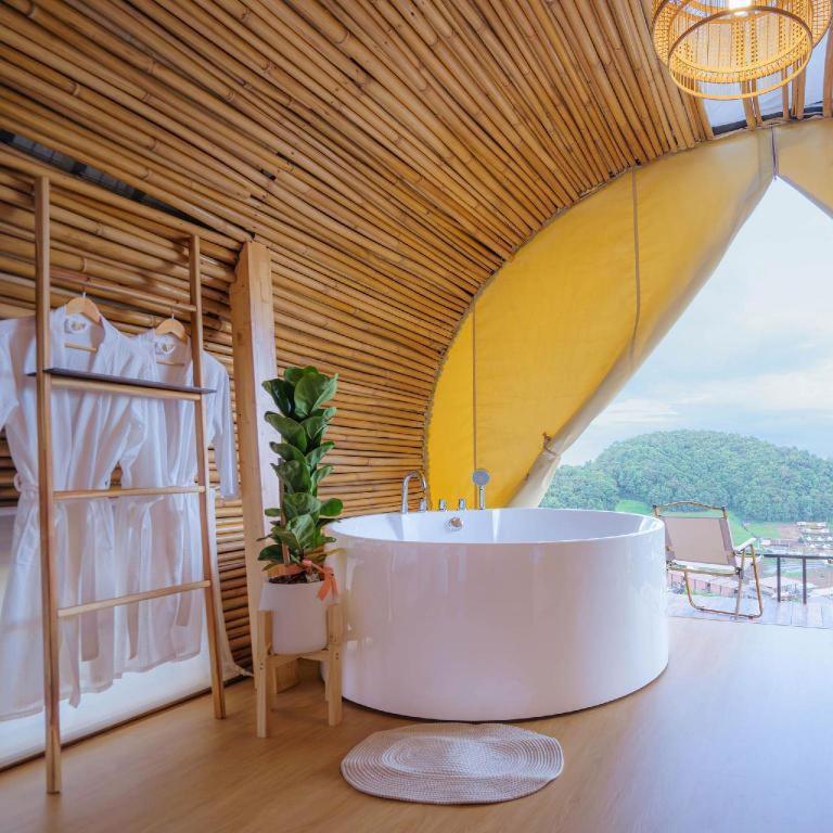 The Doi Moncham Hotel Chiang Mai Luaran gambar